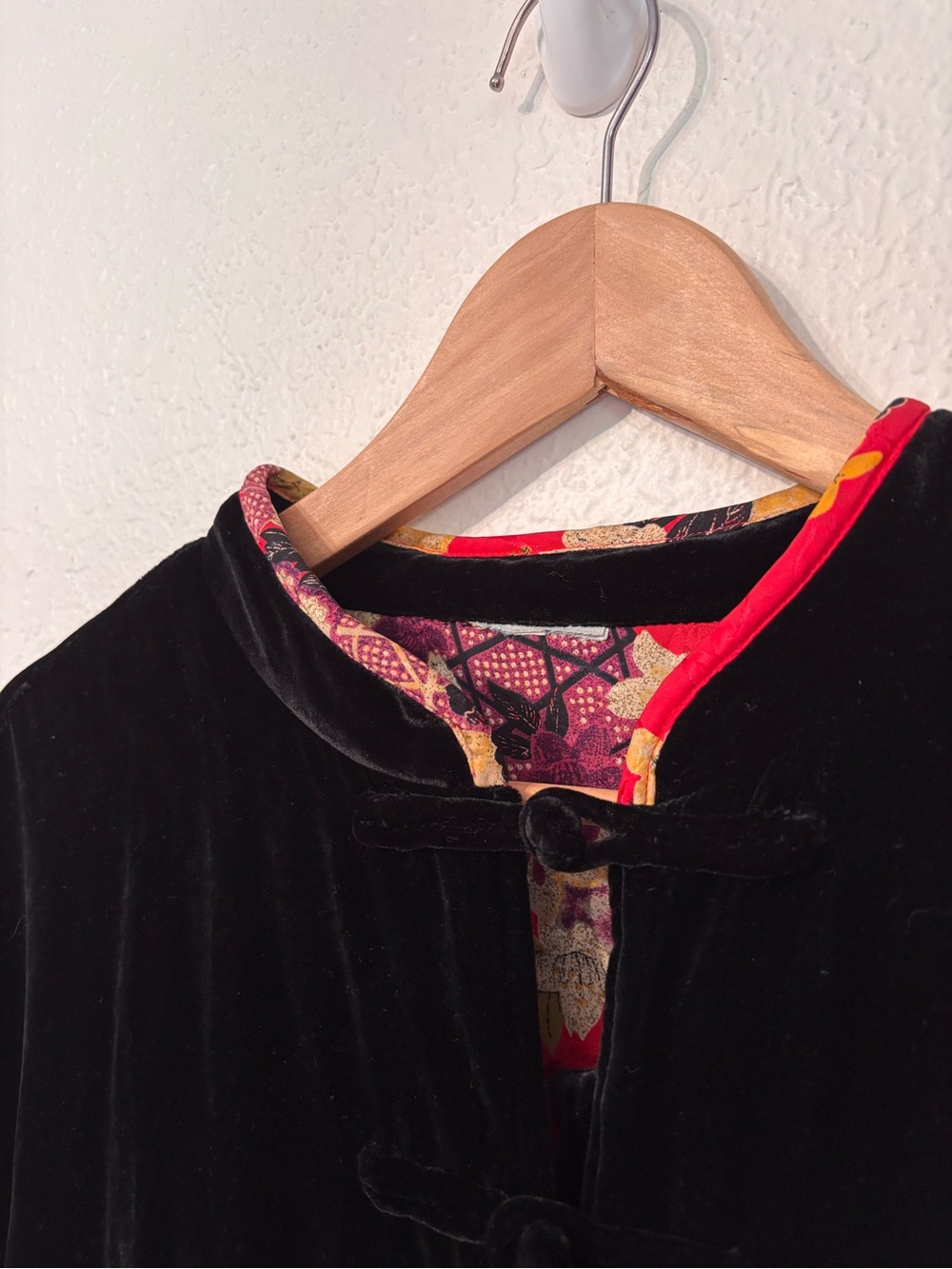 Vintage Chico's Velvet Mandarin Collar Silk Lined Jacket XL - Picture 2 of 5